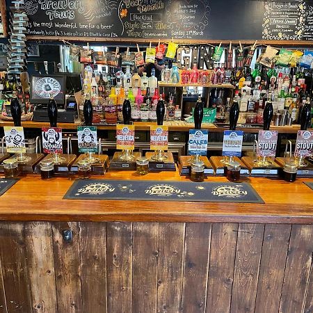 The Windsor Castle Inn Lye Zewnętrze zdjęcie