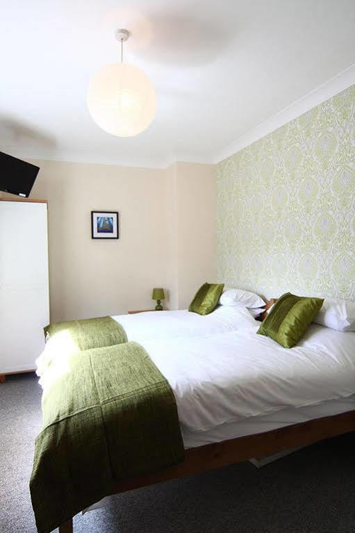 The Windsor Castle Inn Lye Zewnętrze zdjęcie